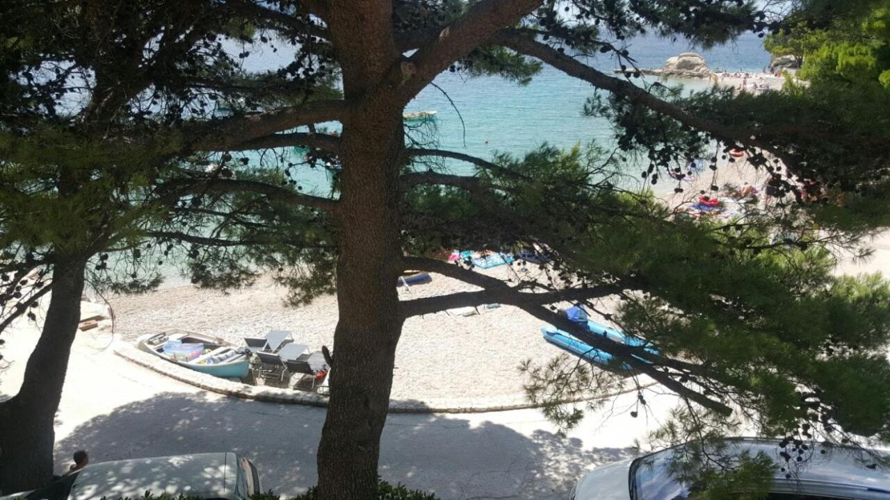 Apartments By The Sea Brela, Makarska - 11821 Eksteriør bilde