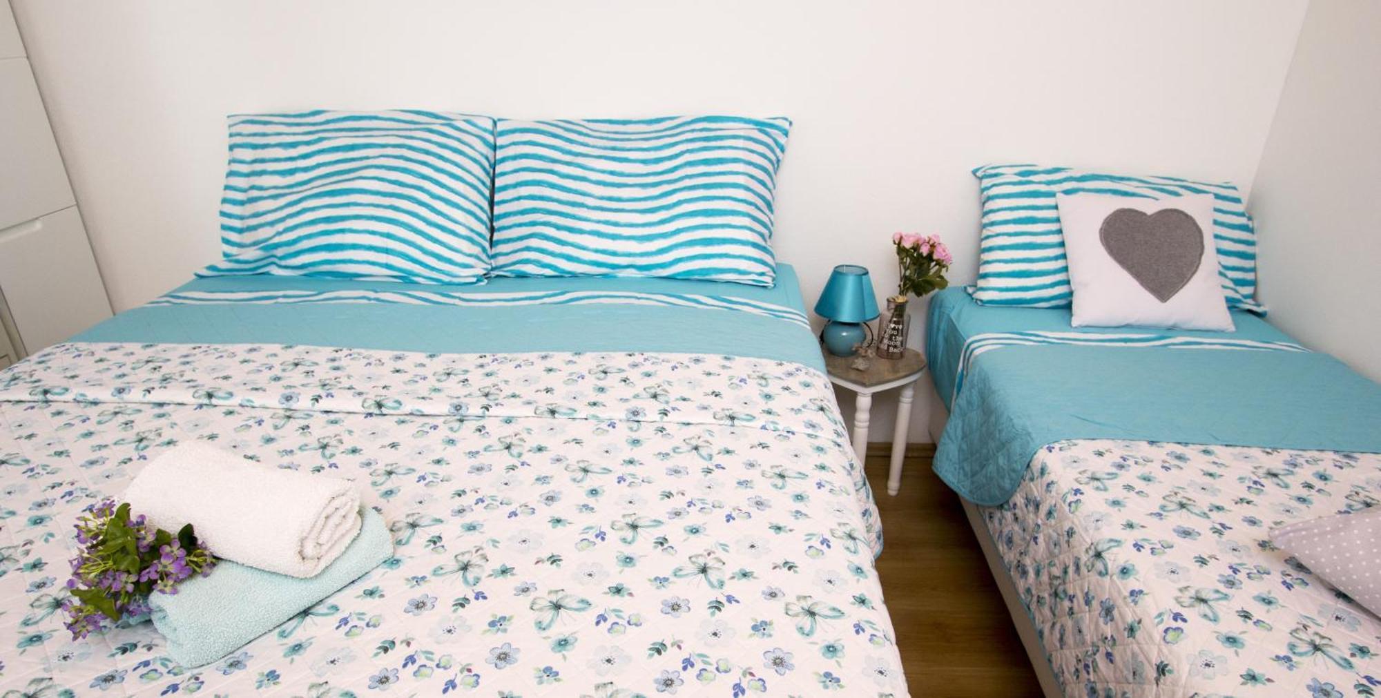 Apartments By The Sea Brela, Makarska - 11821 Rom bilde